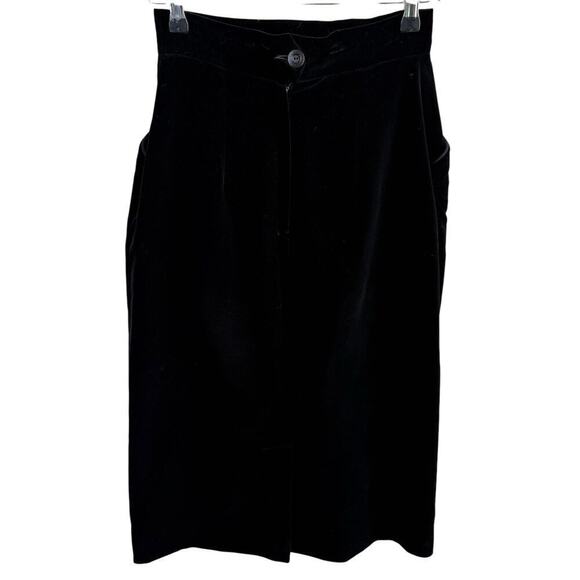 Vintage 60s Black Velvet Crop Jacket and Pencil Skirt Set by Ronbary Classic, XS - Picture 12 of 15